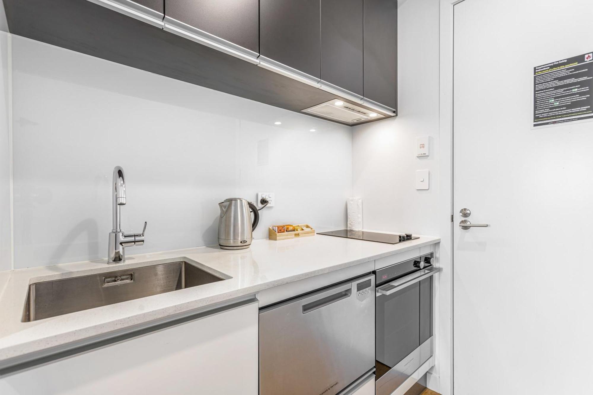 Lovely Bright Apartment - Central Takapuna! Auckland Exterior photo